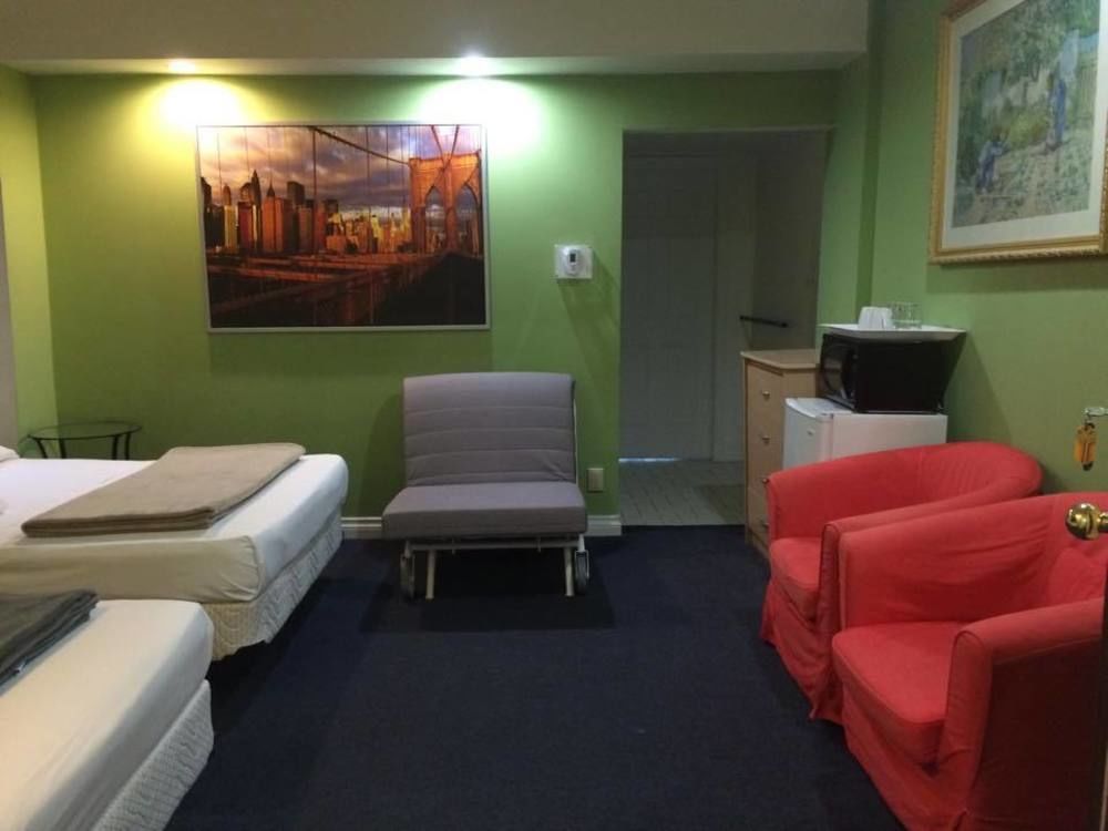 Adas Guesthouse Toronto Extérieur photo